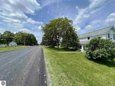 5015 E Dover Rd, Clare, MI 48617 photo 37
