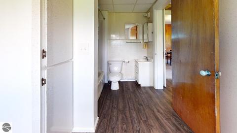 5015 E Dover Rd, Clare, MI 48617 photo 16
