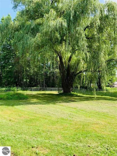 8867 E Remus Rd, Mount Pleasant, MI 48858 photo 23
