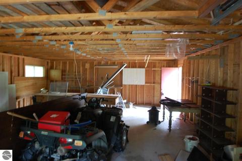108 Eastside Dr, Lupton, MI 48635 photo 7