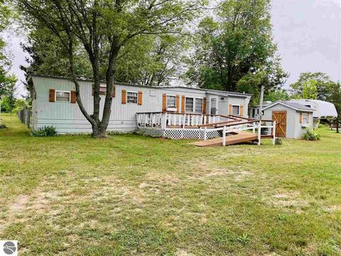 656 Sigma Rd, Kalkaska, MI 49646 photo 3