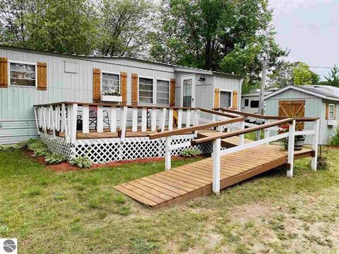 656 Sigma Rd, Kalkaska, MI 49646 photo 1