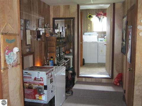 3365 Euclid Ave, Lupton, MI 48635 photo 21