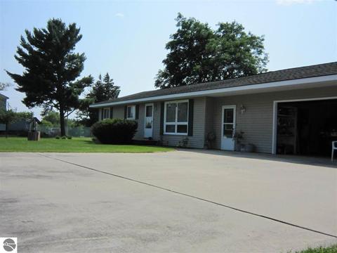 3365 Euclid Ave, Lupton, MI 48635 photo 37