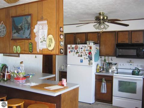 3365 Euclid Ave, Lupton, MI 48635 photo 6