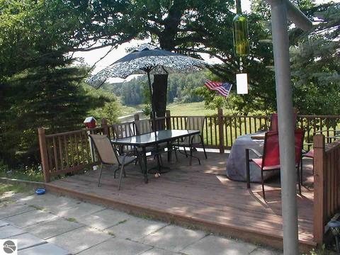 493 E Rdg, Gladwin, MI 48624 photo 2