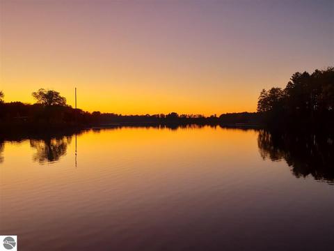 3829 Birch Dr, Lupton, MI 48635 photo 4