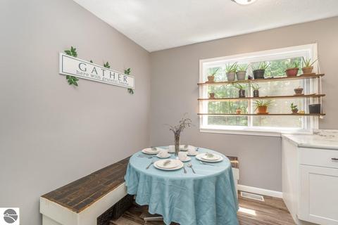 3375 W Humphrey Rd, Ithaca, MI 48847 photo 6