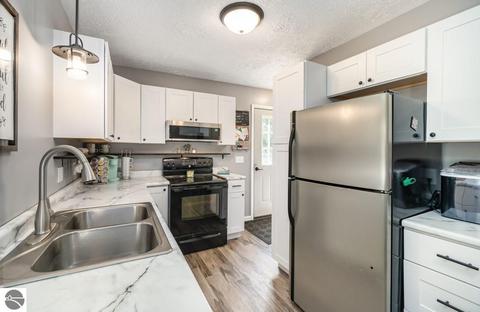 3375 W Humphrey Rd, Ithaca, MI 48847 photo 9