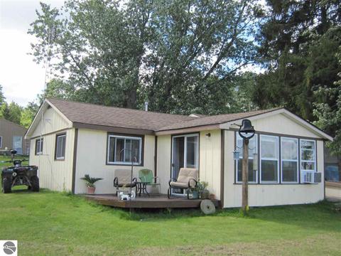 4585 E State Rd, Hale, MI 48739 photo 1