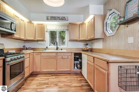 13499 S Cedar Rd, Cedar, MI 49621 photo 13