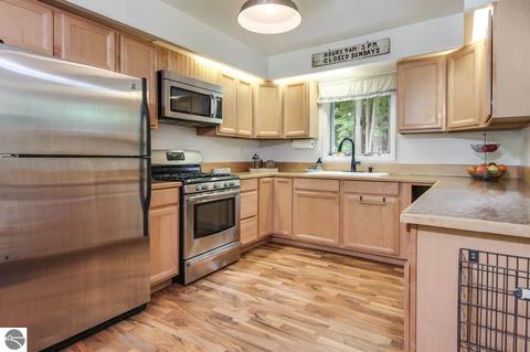 13499 S Cedar Rd, Cedar, MI 49621 photo 12