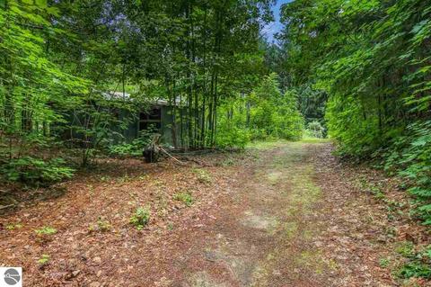 13499 S Cedar Rd, Cedar, MI 49621 photo 44