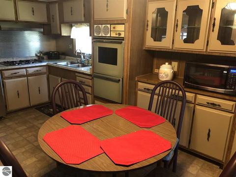 2276 Wildwood Rd, Lupton, MI 48635 photo 7
