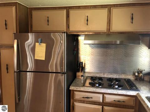 2276 Wildwood Rd, Lupton, MI 48635 photo 9