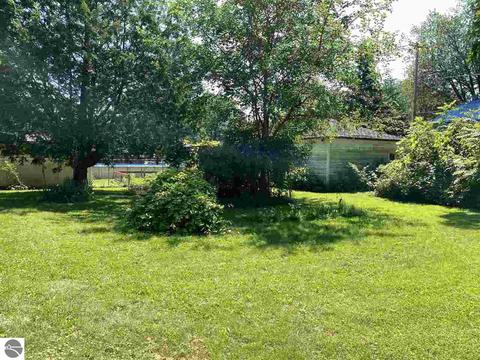 114 E Orchard Ave, Shepherd, MI 48883 photo 16