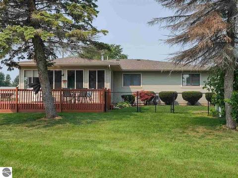 623 Augres River Dr, Au Gres, MI 48703 photo 2