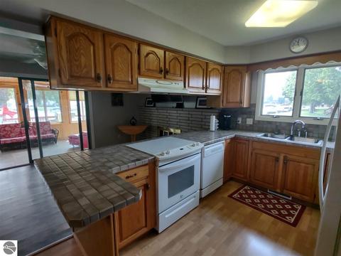 623 Augres River Dr, Au Gres, MI 48703 photo 11