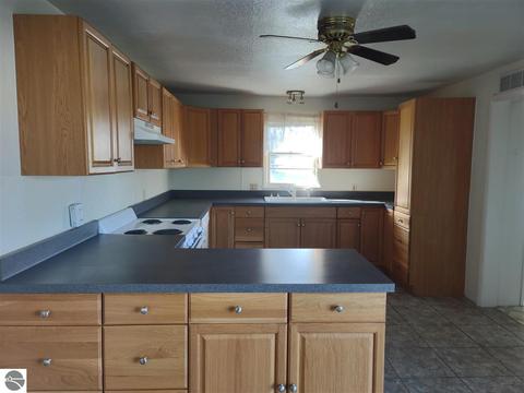 329 E Saginaw St, Au Gres, MI 48703 photo 14