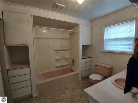 329 E Saginaw St, Au Gres, MI 48703 photo 21