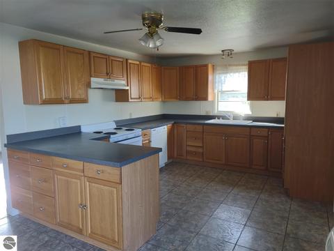 329 E Saginaw St, Au Gres, MI 48703 photo 12