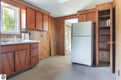 5492 E M-72, Williamsburg, MI 49690 photo 27