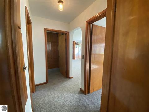 317 N 3rd St, Shepherd, MI 48883 photo 14