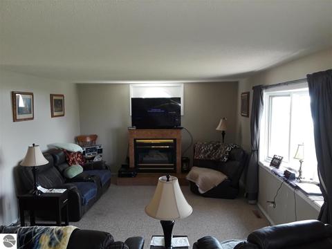 2240 Bay Ridge Dr, Au Gres, MI 48703 photo 9