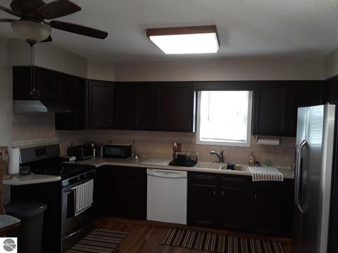 2240 Bay Ridge Dr, Au Gres, MI 48703 photo 4