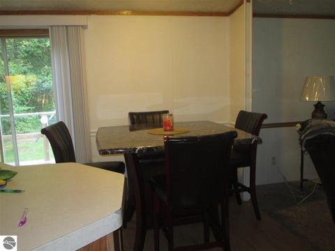 9581 E Remus Rd, Mount Pleasant, MI 48858 photo 8