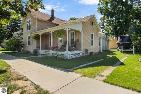 511 Traverse St, Elk Rapids, MI 49629 photo 43