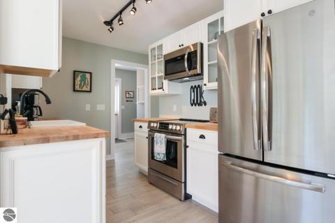 511 Traverse St, Elk Rapids, MI 49629 photo 13