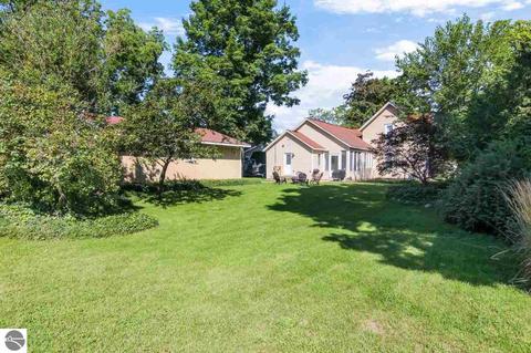 511 Traverse St, Elk Rapids, MI 49629 photo 40