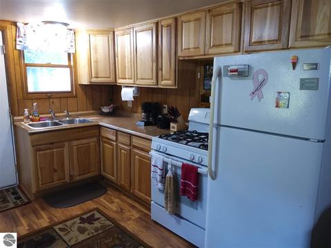 5349 E 11th St, Au Gres, MI 48703 photo 4
