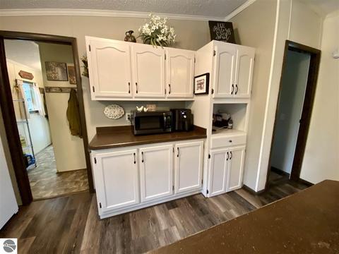 11045 W Packingham Rd, Manton, MI 49663 photo 4