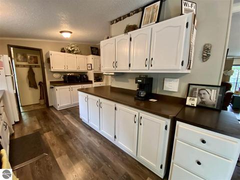 11045 W Packingham Rd, Manton, MI 49663 photo 2