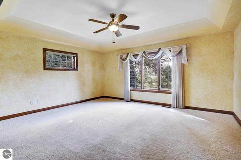 333 Red Maple Ln, Shepherd, MI 48883 photo 15