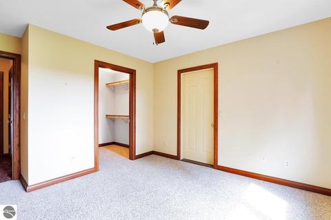 333 Red Maple Ln, Shepherd, MI 48883 photo 44