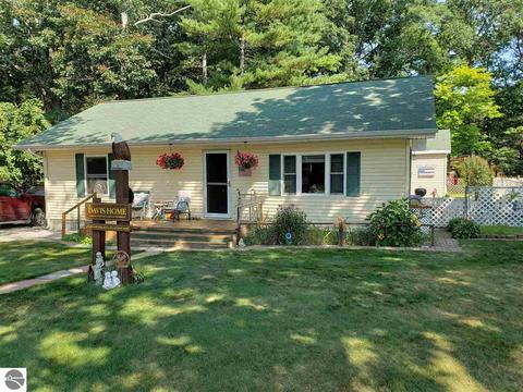 5449 E Michigan Ave, Au Gres, MI 48703 photo 1