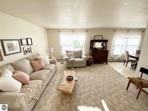 5601 S Shepherd Rd, Shepherd, MI 48883 photo 10