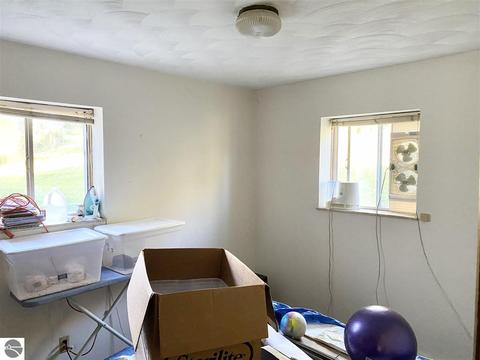 5601 S Shepherd Rd, Shepherd, MI 48883 photo 34