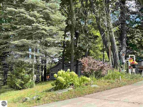 4200 Oak Ridge Dr, Harrison, MI 48625 photo 47