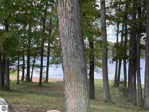 4200 Oak Ridge Dr, Harrison, MI 48625 photo 51