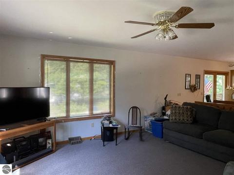 4200 Oak Ridge Dr, Harrison, MI 48625 photo 8