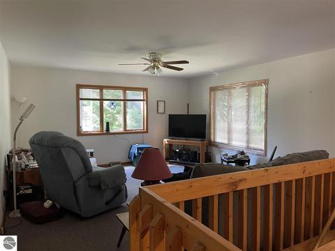 4200 Oak Ridge Dr, Harrison, MI 48625 photo 9