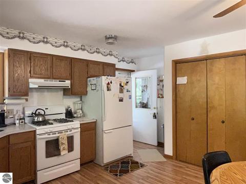 4200 Oak Ridge Dr, Harrison, MI 48625 photo 19