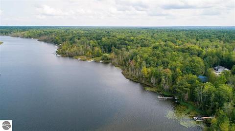 10404 Harmony Dr, Interlochen, MI 49643 photo 3