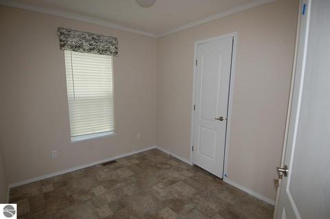 8064 E 18 12 Rd, Manton, MI 49663 photo 11
