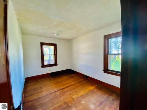 8445 E Monroe Rd, Wheeler, MI 48662 photo 6
