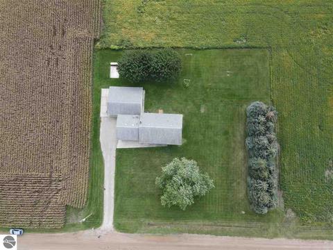 7514 E Walton Rd, Shepherd, MI 48883 photo 23